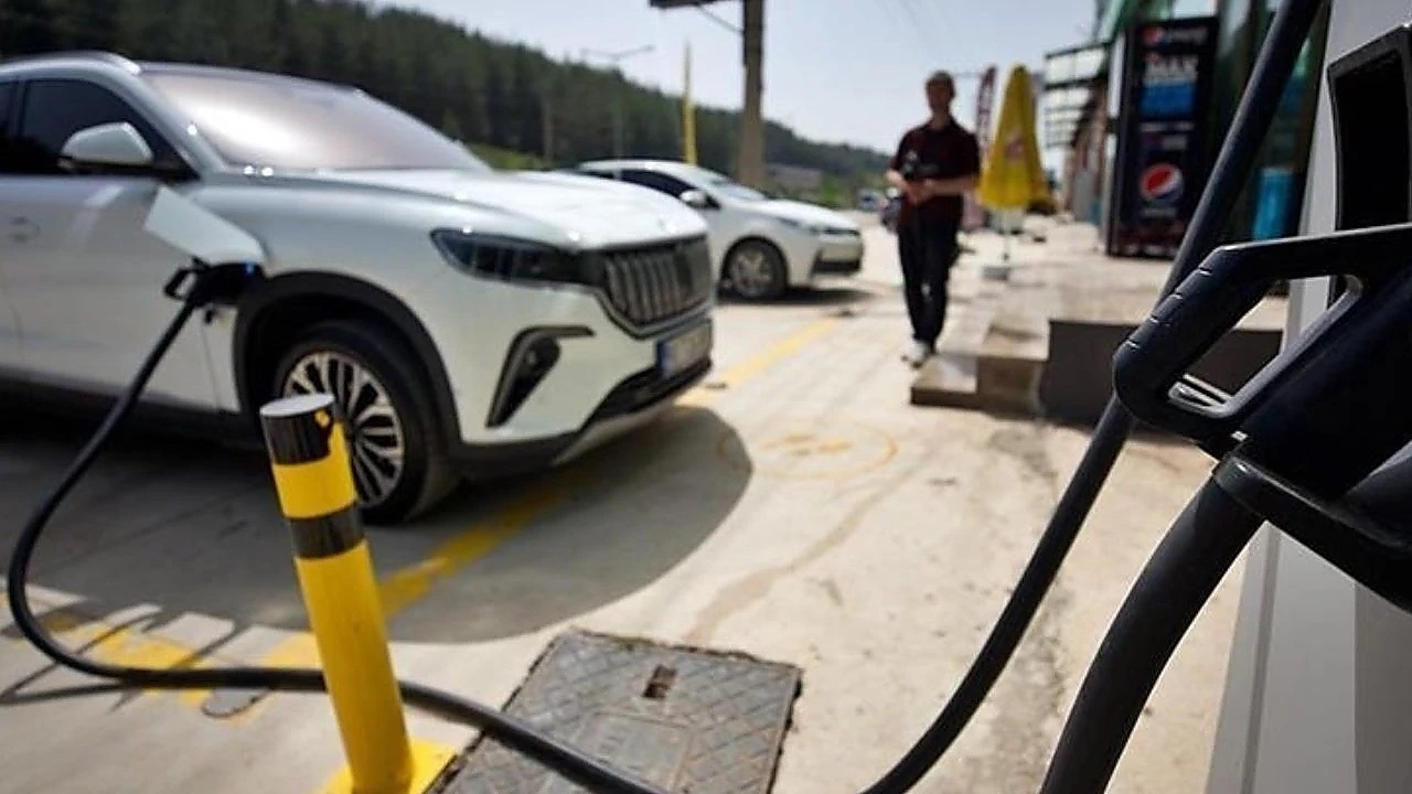 Türkiye'de satılan en uzun menzilli elektrikli otomobiller; 818 km ile zirvede