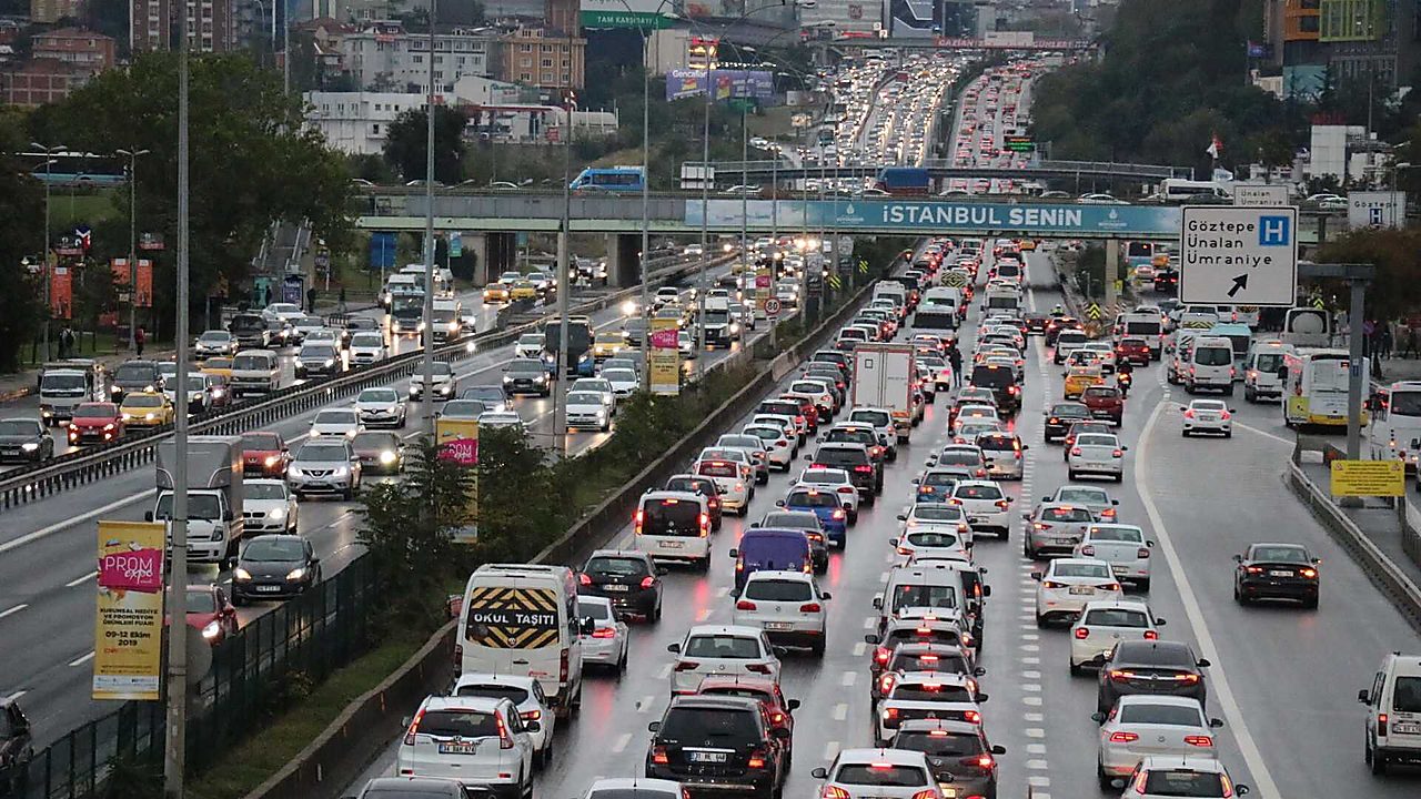 Uzun dönem filo kiralamada lastik ve yol yardımı hizmetleri neden önemlidir?