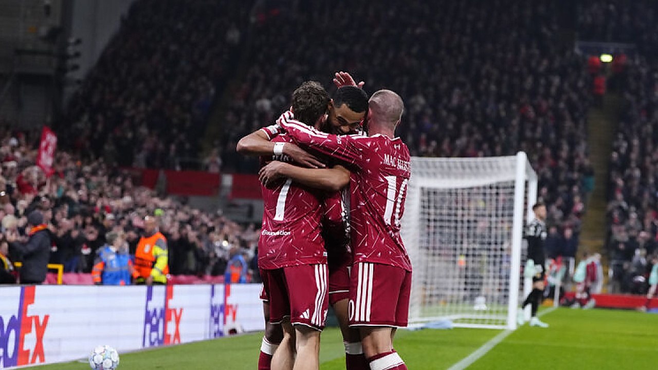 Ferdi'li Brighton, Liverpool'a diş geçiremedi!