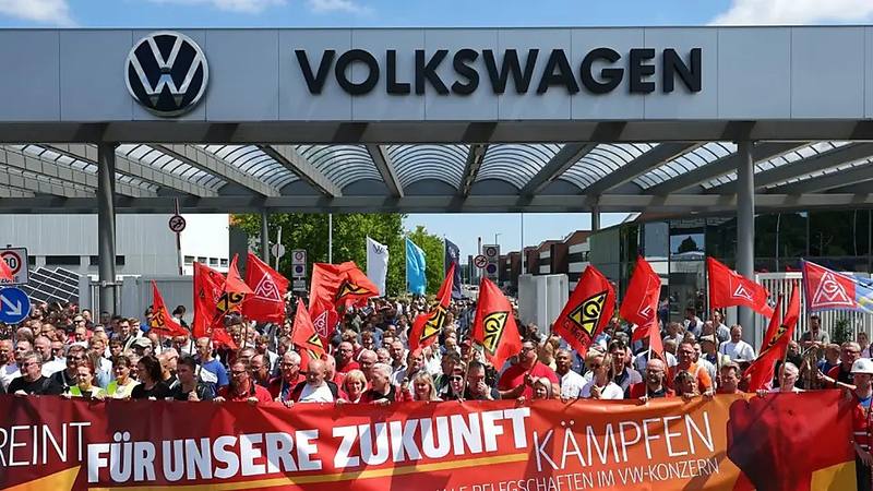 Volkswagen çalışanlarından grev tehdidi