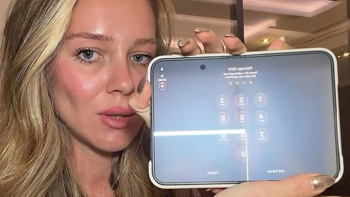 i Phone Duo’nun menteşe kaynaklı ekran kırığı Türkiye’de satılan bir cihazda da görüldü [Video]