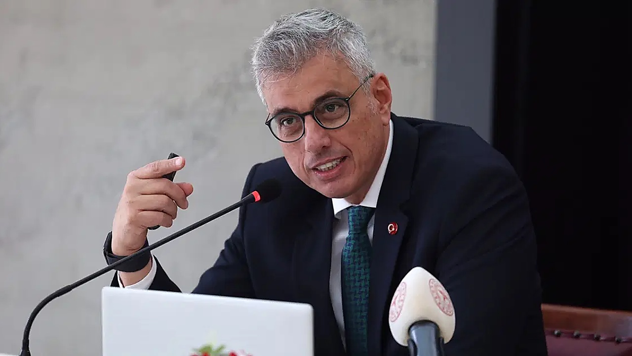 Bakan Memişoğlu: Türkiye’de 13-17 yaş arasındakilerin yüzde 30’u sigara kullanıyor