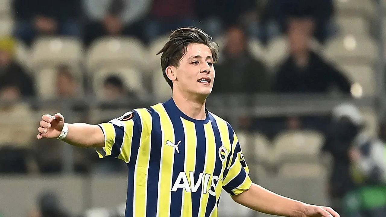 Fenerbahçe'nin eski hocası Arda Güler'in ilk yıllarını anlattı: Sahaya adım attığında farklı birine dönüşüyordu