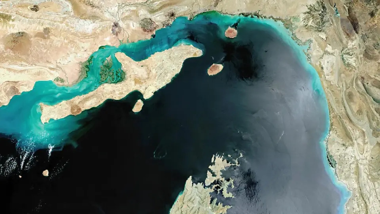 "Hürmüz Boğazı'nın yönetimi eskisi gibi olmayacak"