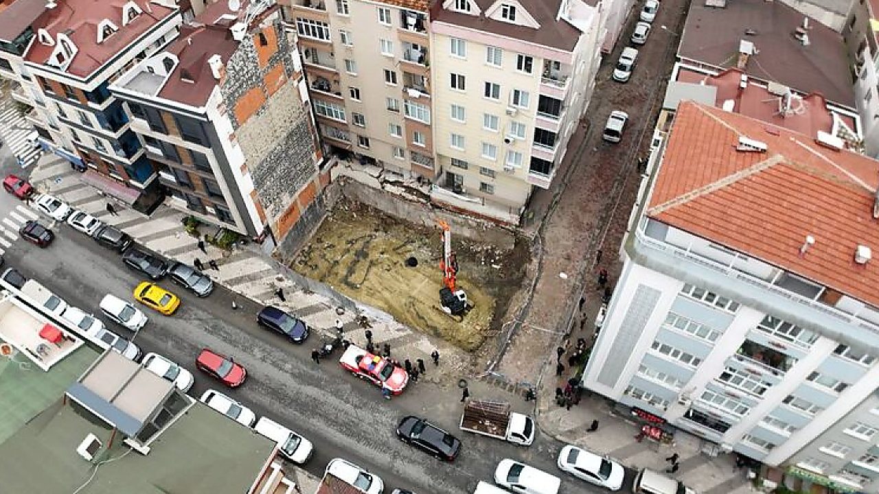 Bahçelievler'de 2 apartman boşaltıldı