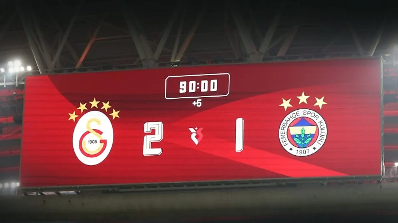 Galatasaray'a Fenerbahçe logosu cezası! Derbideki o detay...