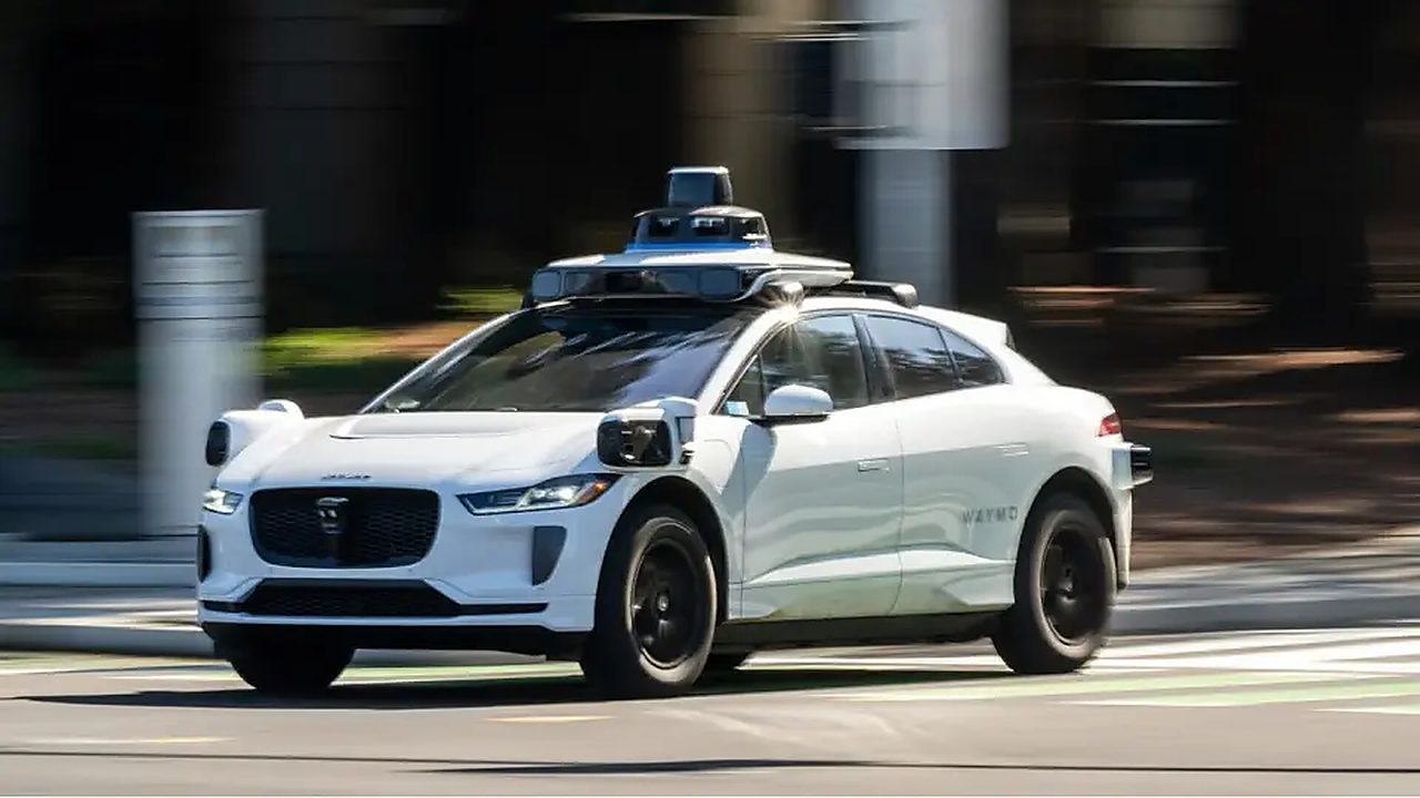 Waymo, robotaksi operasyonları için Toyota ile anlaştı