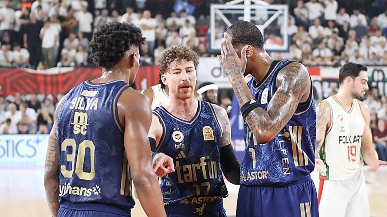 İzmir'de zafer Fenerbahçe Tarfin'in!